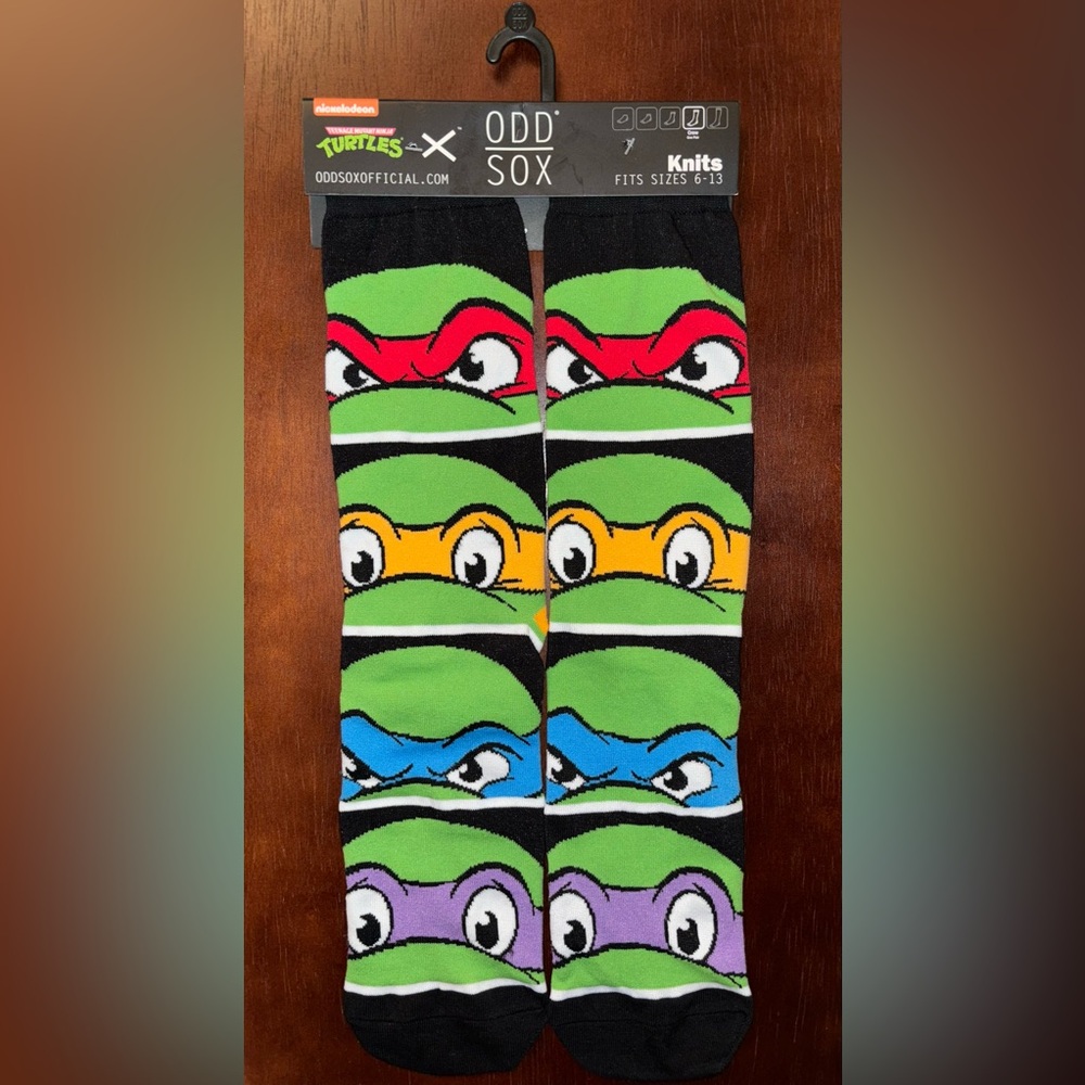 TEENAGE MUTANT NINJA TURTLES ODD SOX NOVELTY CREW SOCKS NWT MEN’S SHOE SIZE 6-13